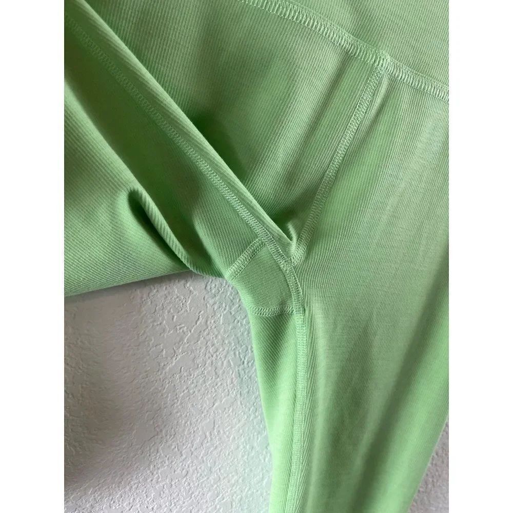 Beyond Yoga Heather Rib High Waisted Midi Legging Size Small Lime Green Athletic - Picture 3 of 9
